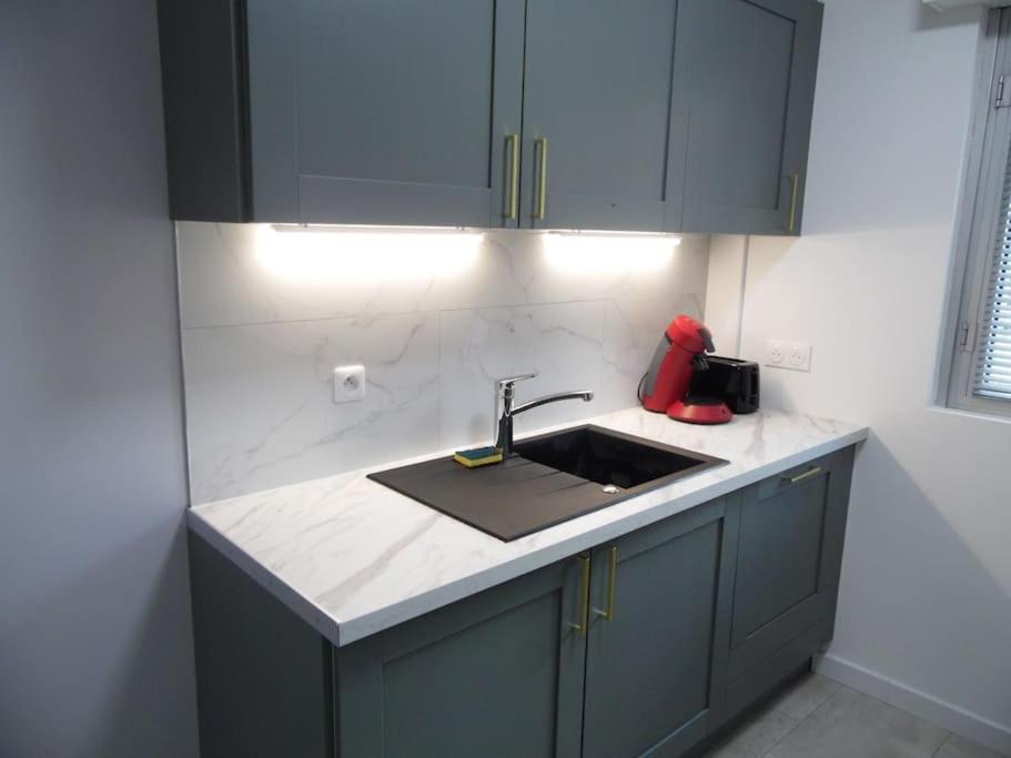Le Contemporain Apartment